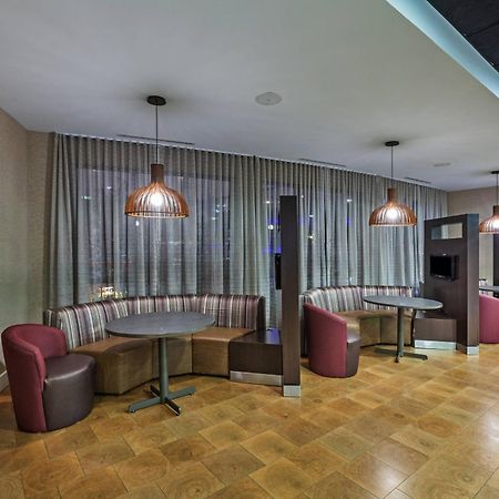 Courtyard By Marriott Tulsa Woodland Hills Hotel Eksteriør billede