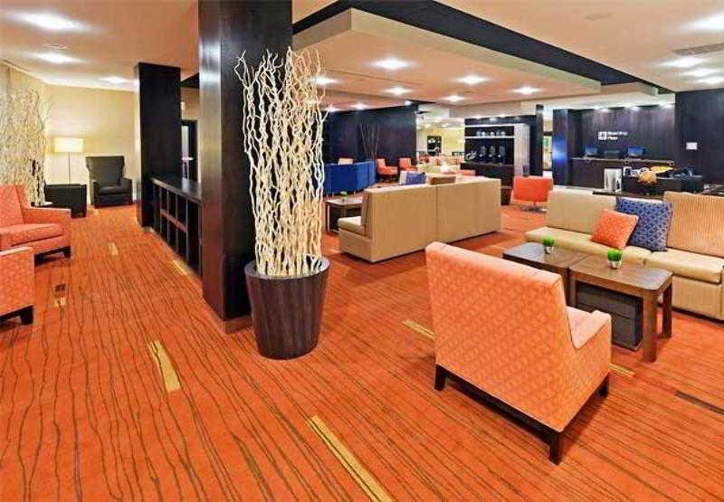 Courtyard By Marriott Tulsa Woodland Hills Hotel Eksteriør billede