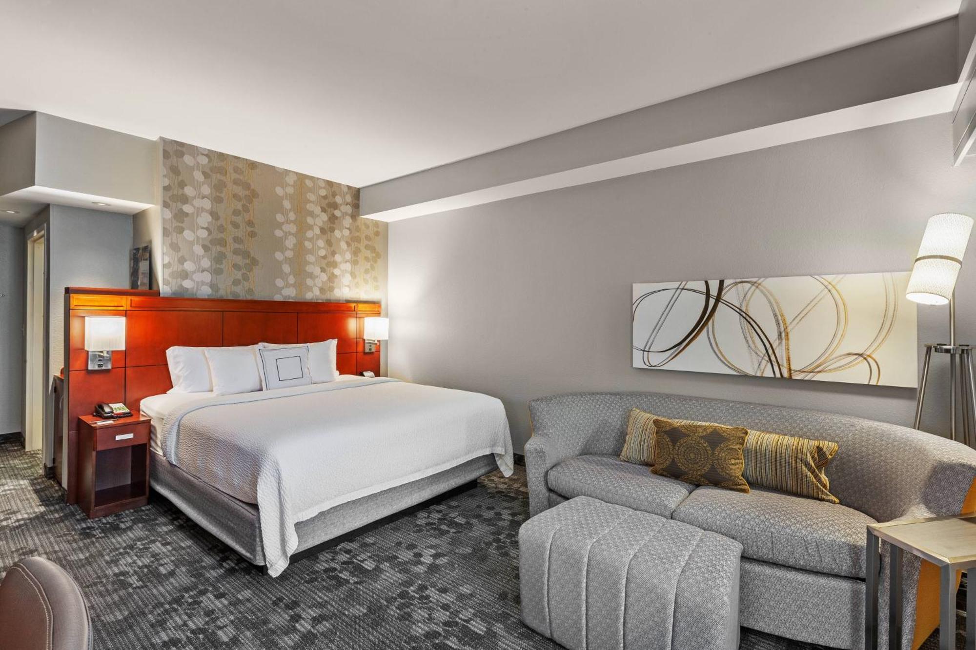 Courtyard By Marriott Tulsa Woodland Hills Hotel Eksteriør billede