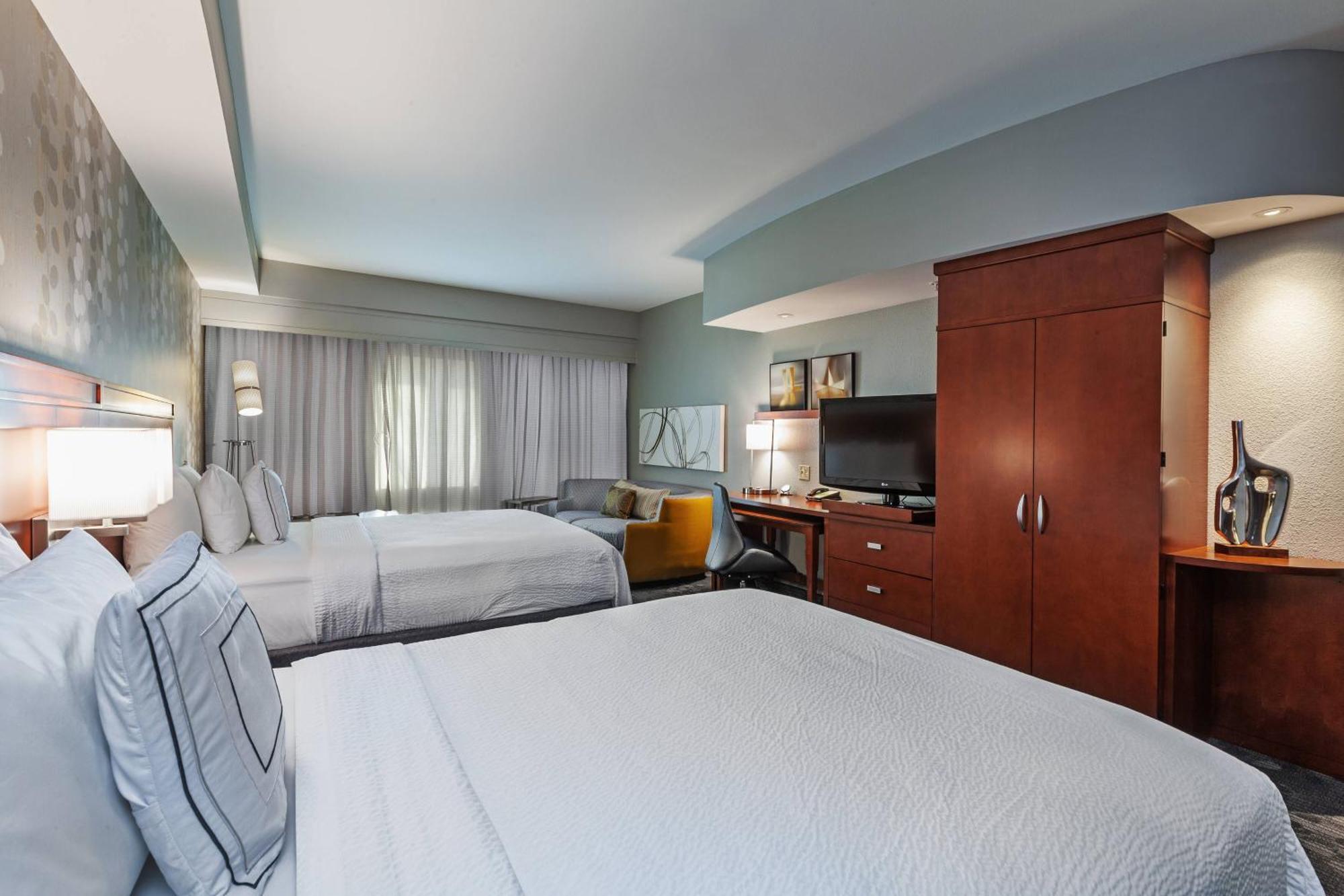 Courtyard By Marriott Tulsa Woodland Hills Hotel Eksteriør billede