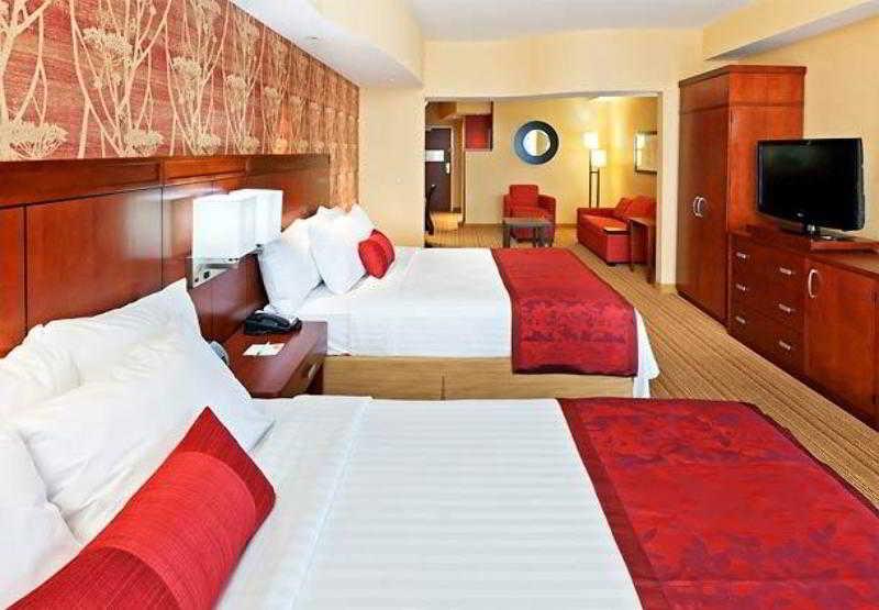 Courtyard By Marriott Tulsa Woodland Hills Hotel Eksteriør billede
