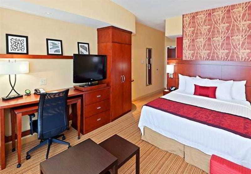 Courtyard By Marriott Tulsa Woodland Hills Hotel Værelse billede