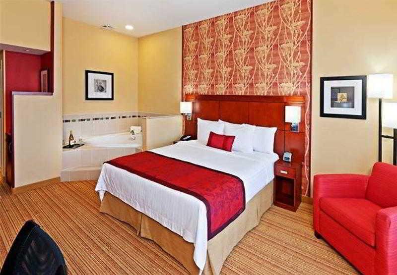 Courtyard By Marriott Tulsa Woodland Hills Hotel Eksteriør billede